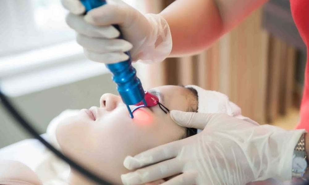 RỦI RO CHỮA NÁM BẰNG LASER